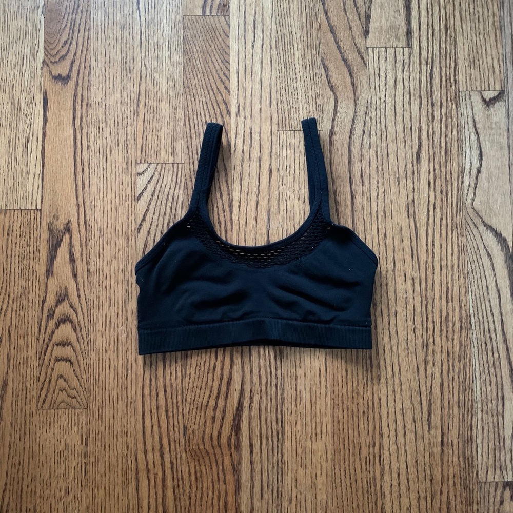 Victoria’s Secret Black Sports Bra